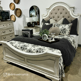 Lyla Floral Print Reversible Quilt Set