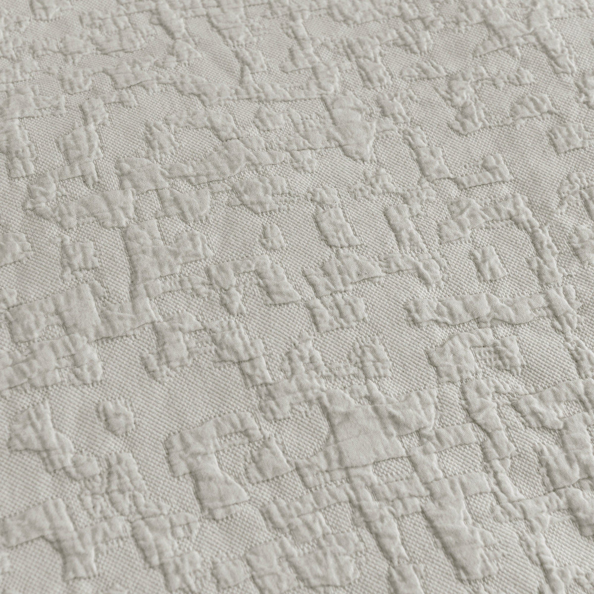 PORTO'S ABSTRACT MATELASSÉ fabric detail